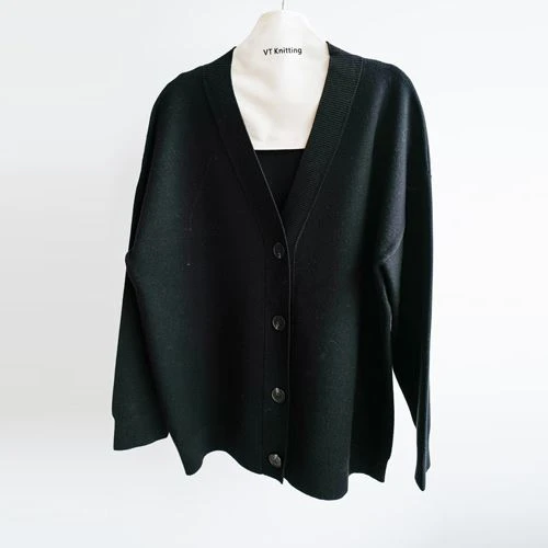 Nwa lenn mouton cardigan chanday fanm