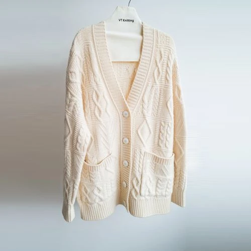 Sou entènèt jwèt Chamo Wool Cardigan