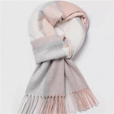 Lenn knitted echap