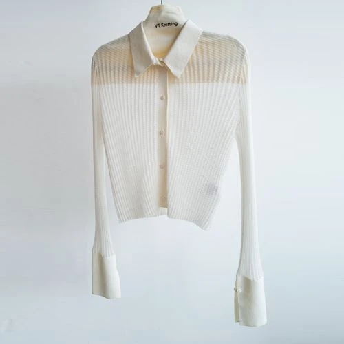 V Neck mou kavalye